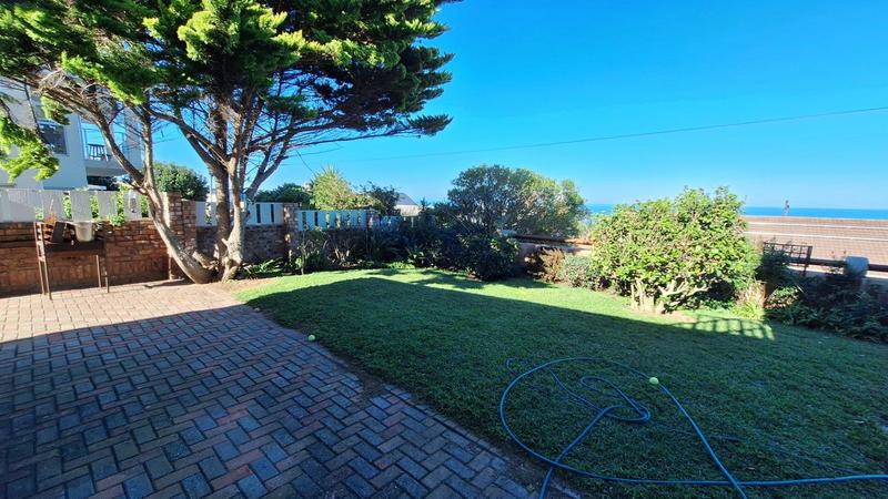 5 Bedroom Property for Sale in Reebok Western Cape